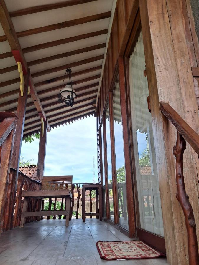 בניוואנגי Diana'S Homestay מראה חיצוני תמונה